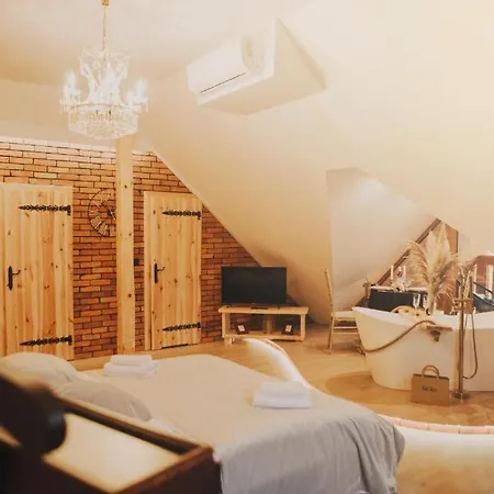 Apartament Z Wanna Wolnostojaca Stare Miasto  Exterior photo